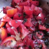 トマトとバジルの梅酢和え